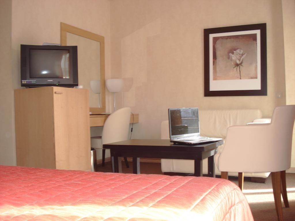 Hotel Lozenge Athens Bilik gambar