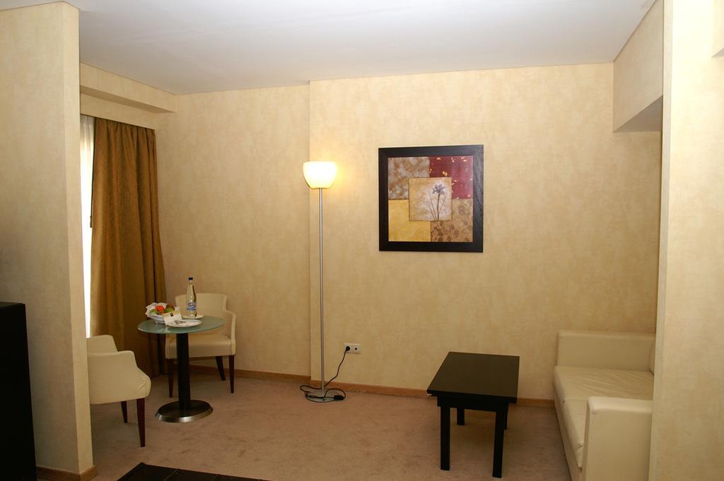 Hotel Lozenge Athens Luaran gambar